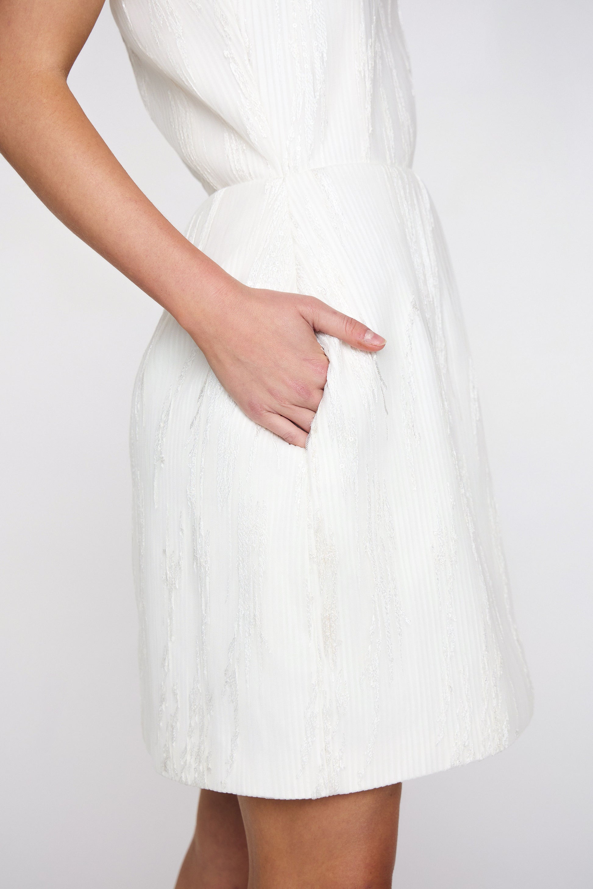 Aura pleated strapless dress – Marieta Yan